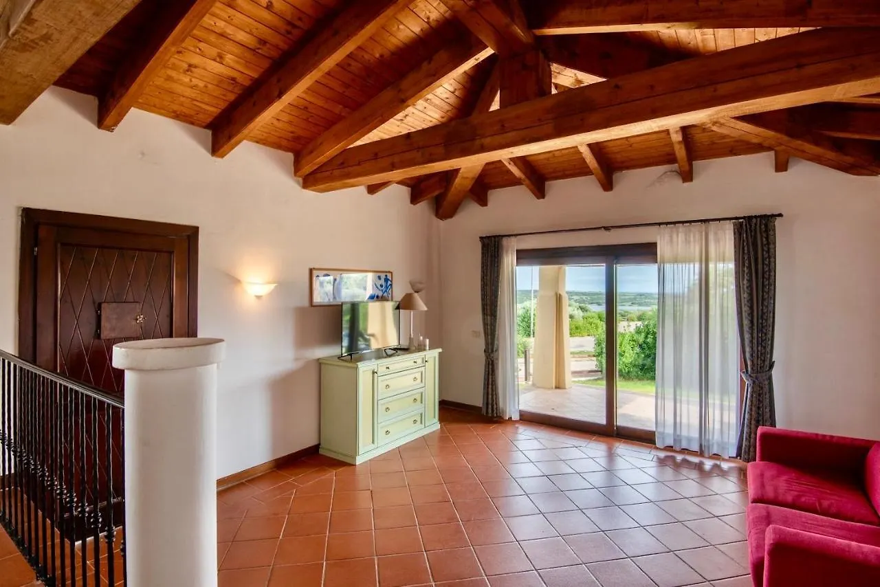 Villas With Air Conditioning And Shared Pool, Just A Few Minutes From La Pelosa Beach Punta de su Torrione 0*,  Italy